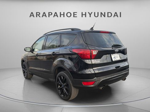 Used 2019 Ford Escape SE AWD/4WD image 3
