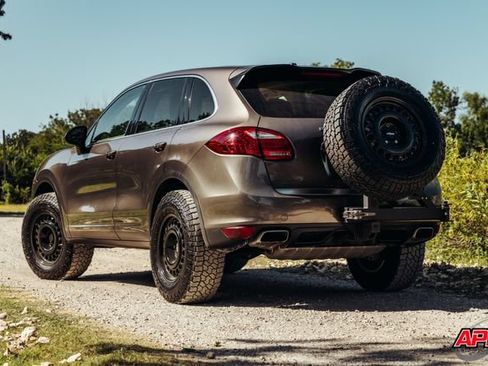 Used 2013 Porsche Cayenne AWD/4WD image 54