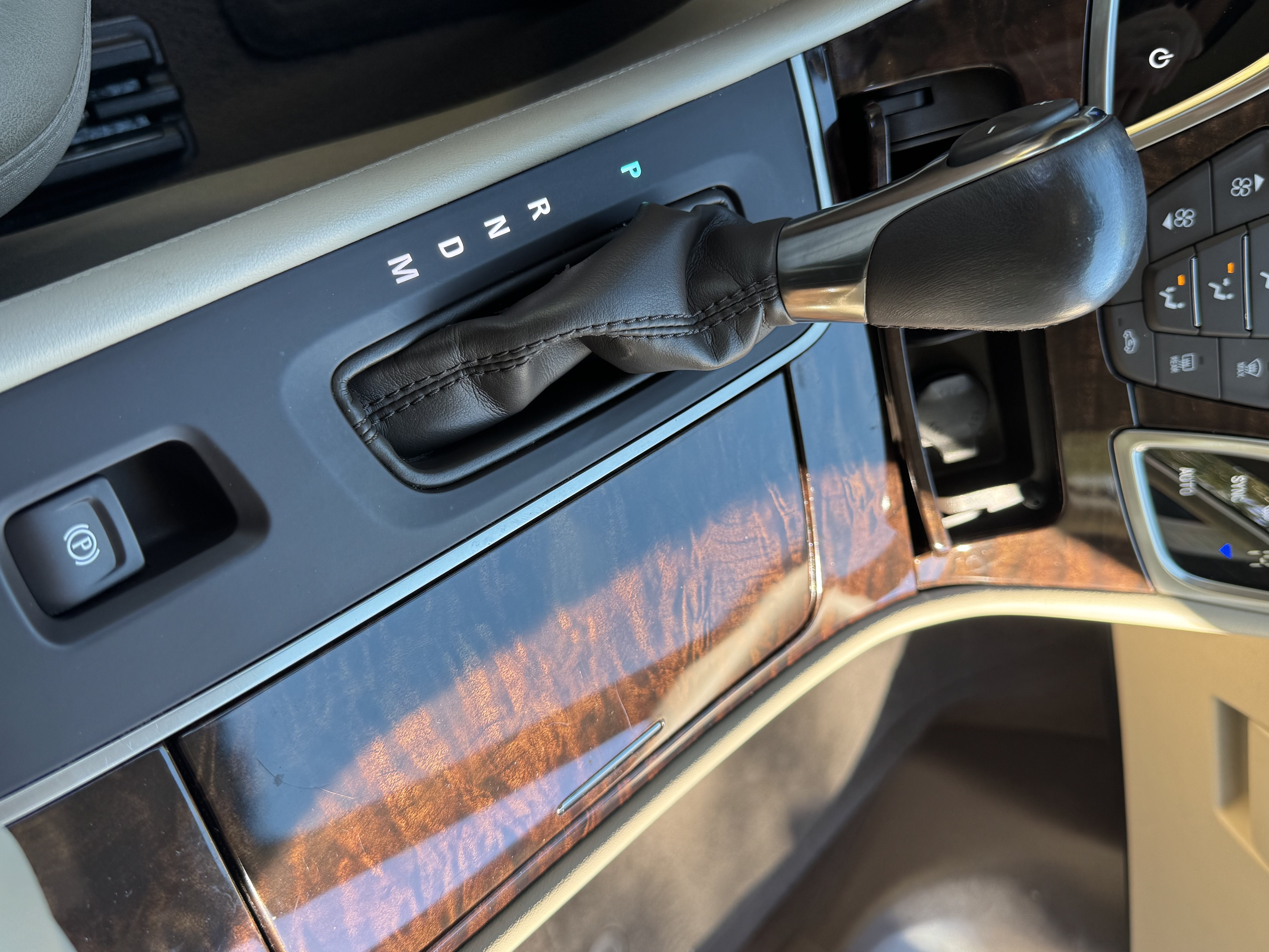 Used 2014 Buick LaCrosse Leather FWD image 51