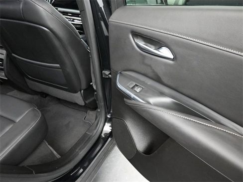 Used 2024 Cadillac XT4 Premium Luxury image 21