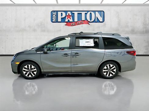 New 2026 Honda Odyssey EX-L image 4