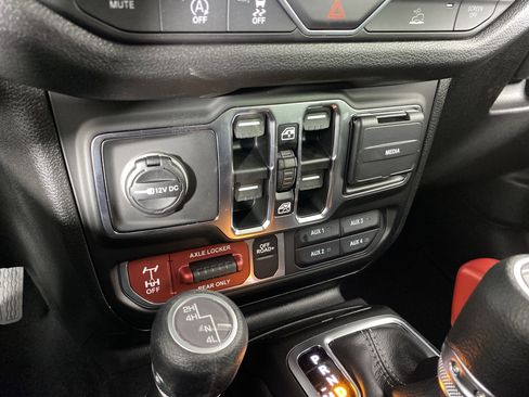 New 2026 Jeep Wrangler Unlimited Sport image 26