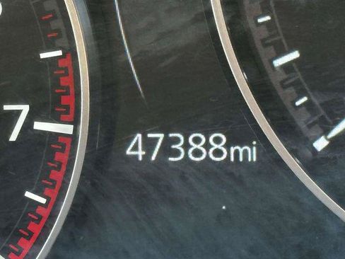 Used 2024 MAZDA MAZDA3 s FWD image 29