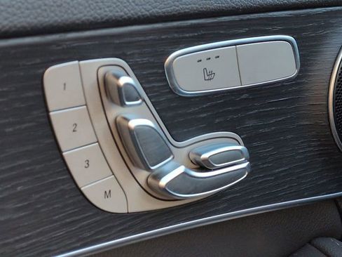 Used 2020 Mercedes-Benz C 300 Sedan image 25