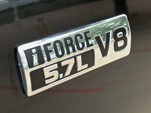 Used 2017 Toyota Tundra SR5 w/ SR5 Upgrade Package RWD image 5