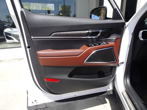 Used 2024 Kia Telluride SX Prestige AWD/4WD image 13