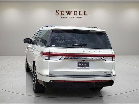 Used 2022 Lincoln Navigator Black Label AWD/4WD image 3