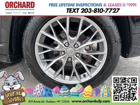 Used 2023 Jeep Grand Cherokee Summit w/ Adv Protech Group IV AWD/4WD image 11