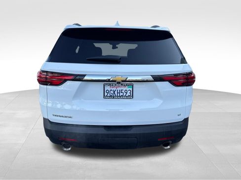 Used 2023 Chevrolet Traverse LT FWD image 4