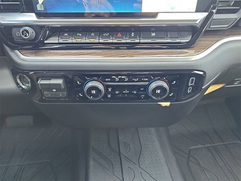 New 2026 Chevrolet Silverado 1500 LT w/ All Star Edition Plus image 24