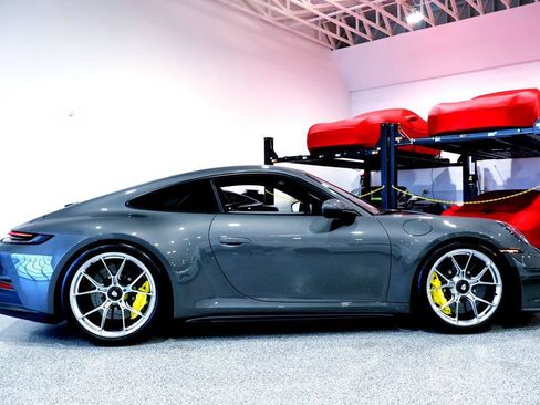 Used 2023 Porsche 911 GT3 RWD image 12