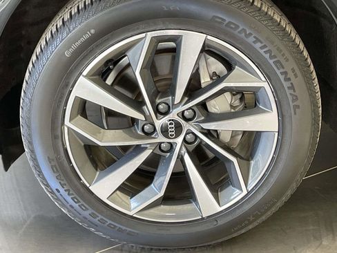 Used 2023 Audi Q5 2.0T Premium Plus w/ Premium Plus Package image 11