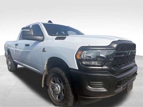 Used 2024 RAM 3500 Tradesman AWD/4WD image 18