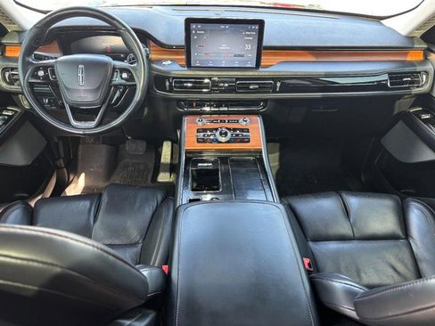 Used 2020 Lincoln Aviator Reserve w/ Equipment Group 202A image 15