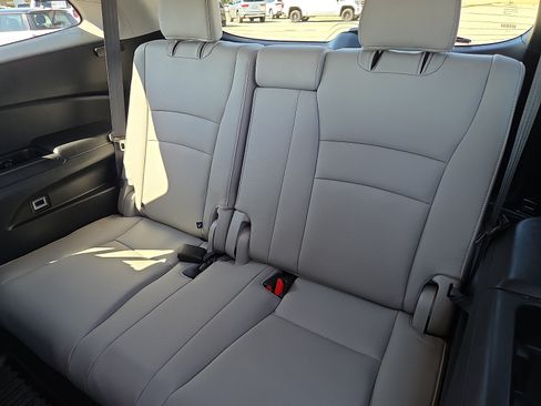 Used 2022 Honda Pilot EX-L image 10