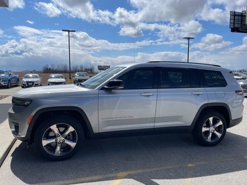 Used 2021 Jeep Grand Cherokee L Limited image 4