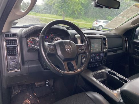 Used 2017 RAM 1500 Sport w/ Quick Order Package 26Q Night AWD/4WD image 19