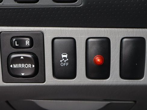 Used 2012 Toyota Tacoma PreRunner image 20