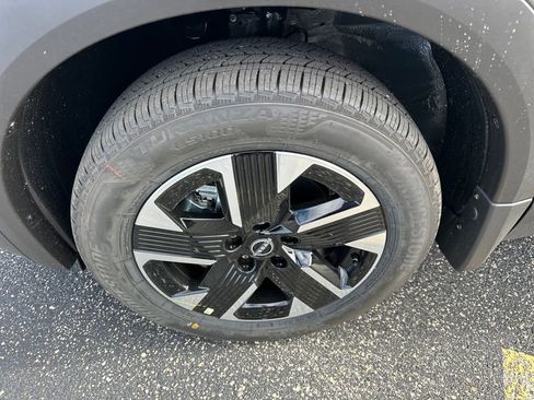 New 2026 Nissan Kicks SV w/ SV Premium Package image 36