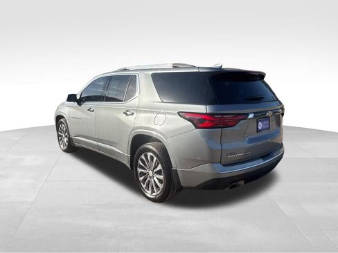 Used 2023 Chevrolet Traverse Premier AWD/4WD image 12