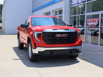 New 2025 GMC Sierra 1500 Pro w/ Pro Value Package