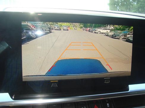 Used 2022 Chevrolet Silverado 1500 LT image 18