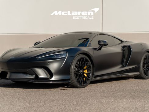 Used 2023 McLaren GT RWD image 3