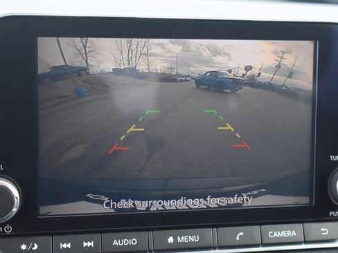 Used 2021 Nissan Rogue S image 27