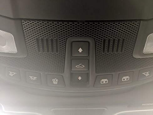 Certified 2023 Lincoln Nautilus Reserve AWD/4WD image 28