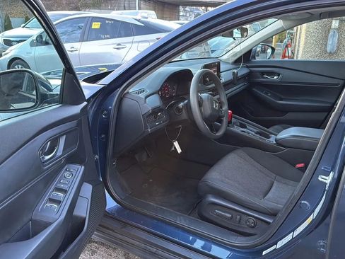Used 2023 Honda Accord EX image 20