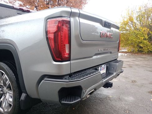 Used 2024 GMC Sierra 1500 Denali AWD/4WD image 10
