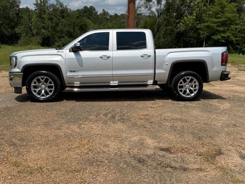 Used 2018 GMC Sierra 1500 SLT w/ Texas SLT Premium Package image 2