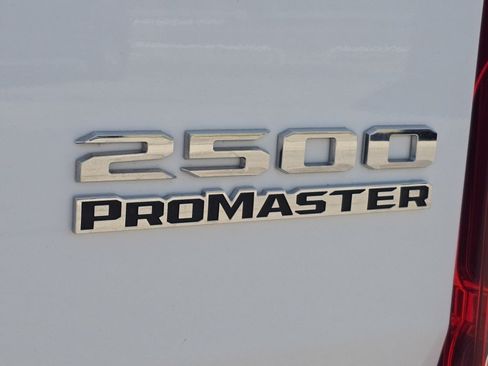 Used 2023 RAM ProMaster 2500 FWD image 26
