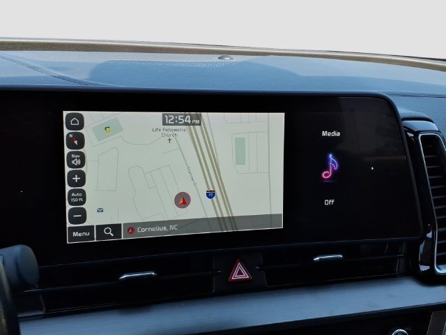 Used 2024 Kia Sportage EX FWD image 12