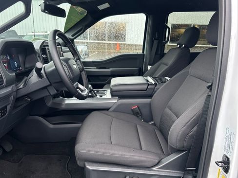 Used 2025 Ford F150 XLT w/ Equipment Group 302A MID image 5