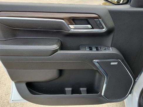 Used 2024 Chevrolet Silverado 1500 LT Trail Boss w/ Convenience Package II image 21