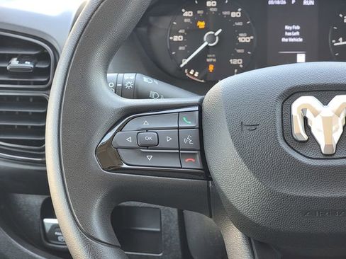 Used 2025 RAM ProMaster 2500 w/ Convenience Group FWD image 24