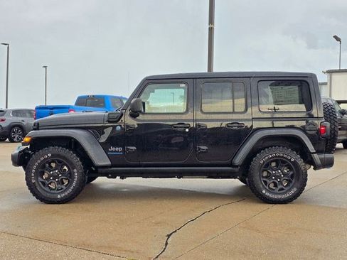 Used 2023 Jeep Wrangler Unlimited w/ Sun & Screen Package AWD/4WD image 5