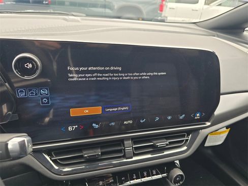 New 2026 Chevrolet Equinox EV RS image 36