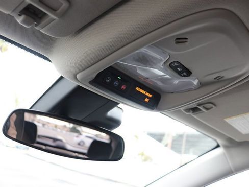 Used 2025 Buick Encore GX Preferred image 23