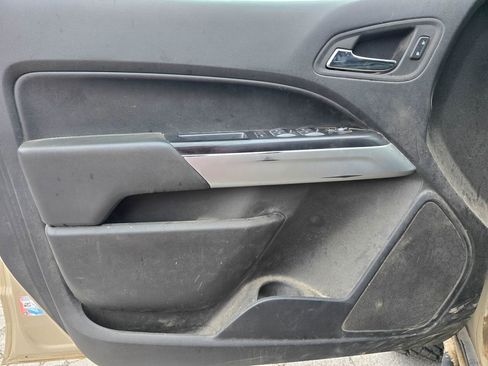 Used 2022 Chevrolet Colorado ZR2 AWD/4WD image 8