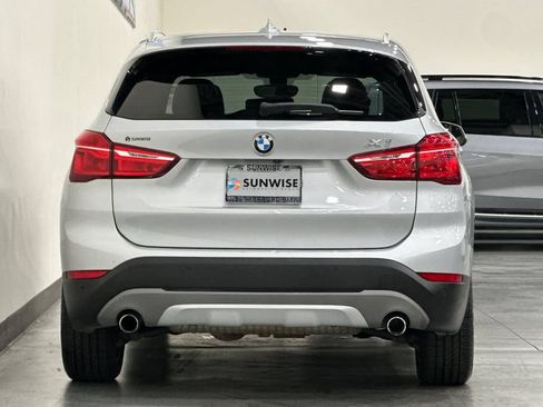 Used 2018 BMW X1 xDrive28i AWD/4WD image 5