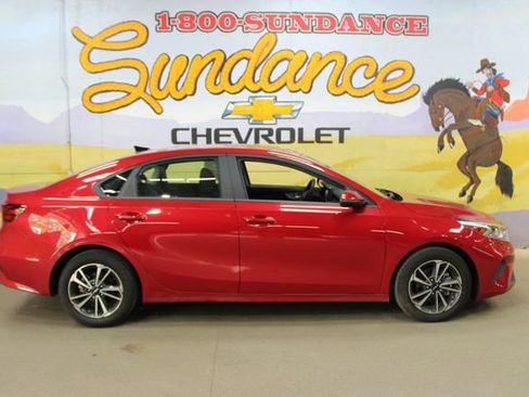 Used 2024 Kia Forte LXS w/ LXS Technology Package FWD image 1