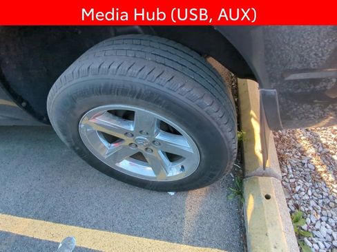 Used 2018 RAM 1500 Express w/ Express Value Package AWD/4WD image 6