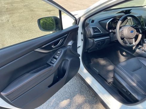 Used 2019 Subaru Crosstrek 2.0i Limited w/ Moonroof Package AWD/4WD image 10