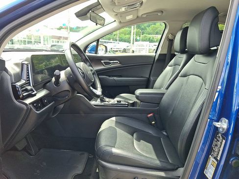 Used 2023 Kia Sportage EX AWD/4WD image 14