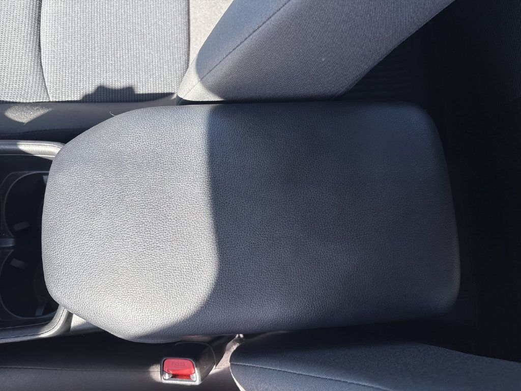 Used 2023 Toyota RAV4 LE FWD image 24