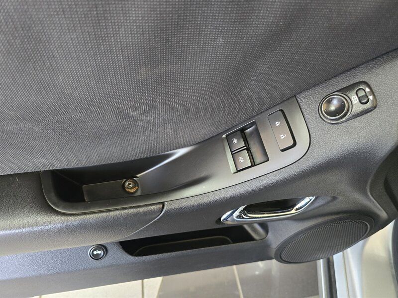 Used 2015 Chevrolet Camaro LT RWD image 16