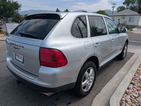 Used 2004 Porsche Cayenne S AWD/4WD image 5