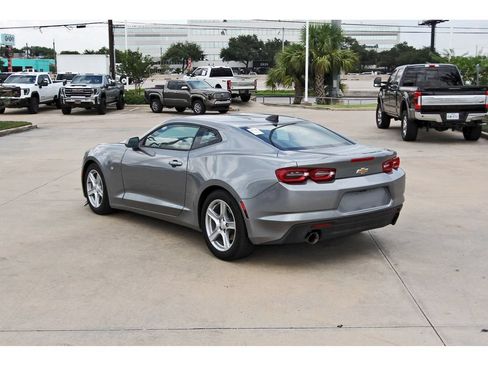 Used 2023 Chevrolet Camaro LT RWD image 4
